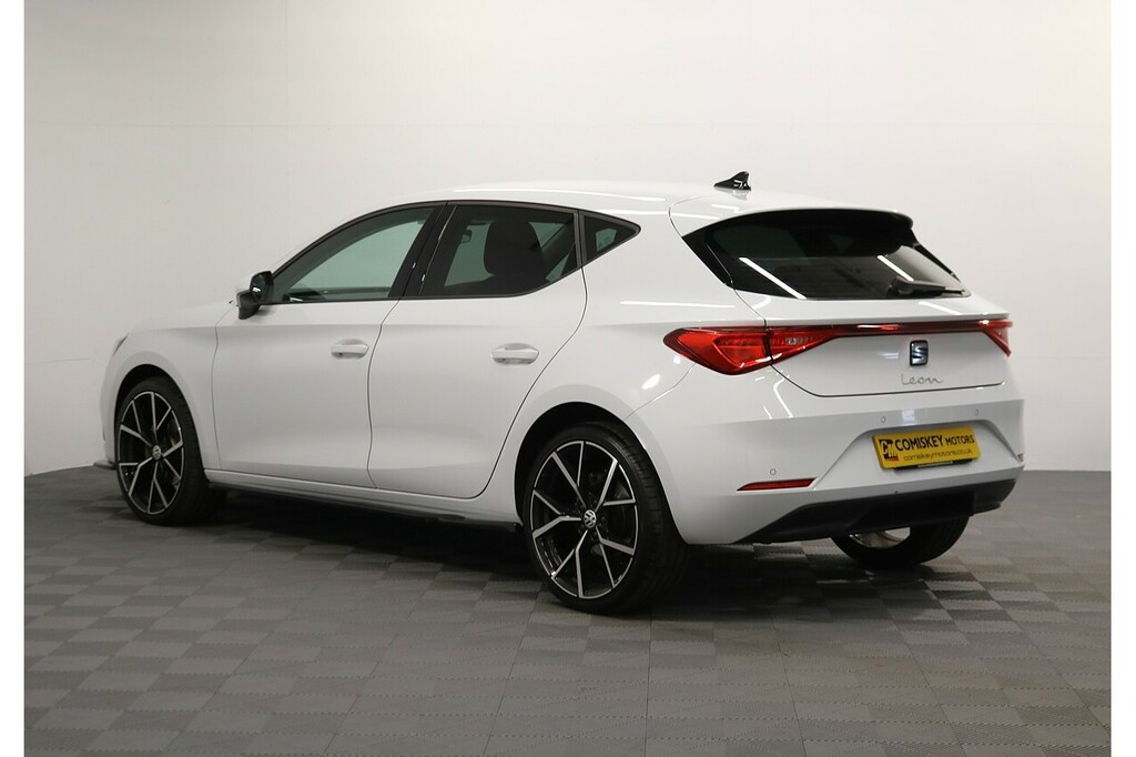 Seat Leon Tsi Evo Se White #4