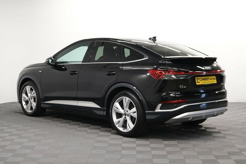 Audi Q4 E Tron S Line Black #4
