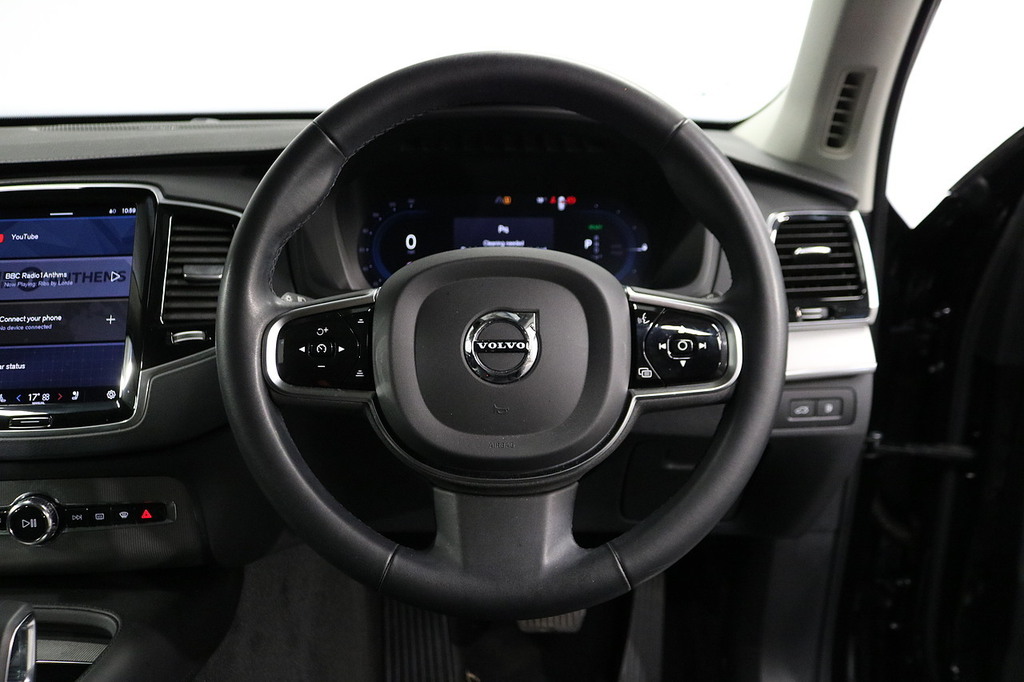 Volvo XC90 Suv Black #21