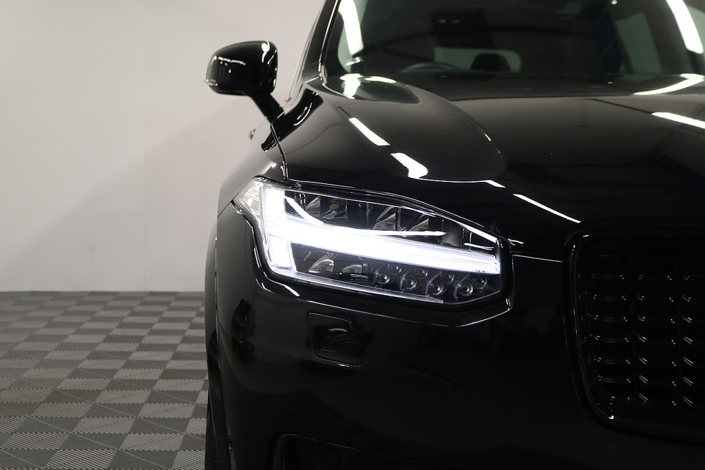 Volvo XC90 Suv Black #11