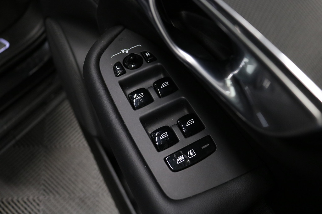 Volvo XC90 Suv Black #43