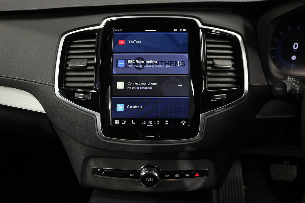 Volvo XC90 Suv Black #31