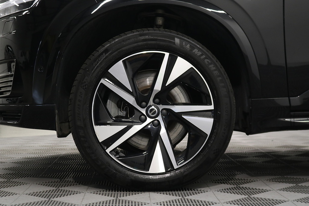 Volvo XC90 Suv Black #9