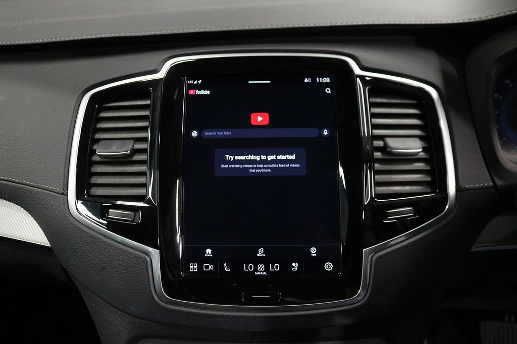 Volvo XC90 Suv Black #35