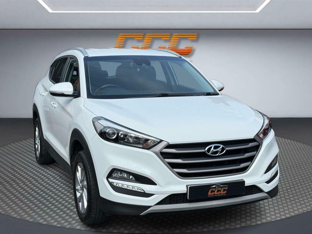 Hyundai Tucson Se Nav White #5