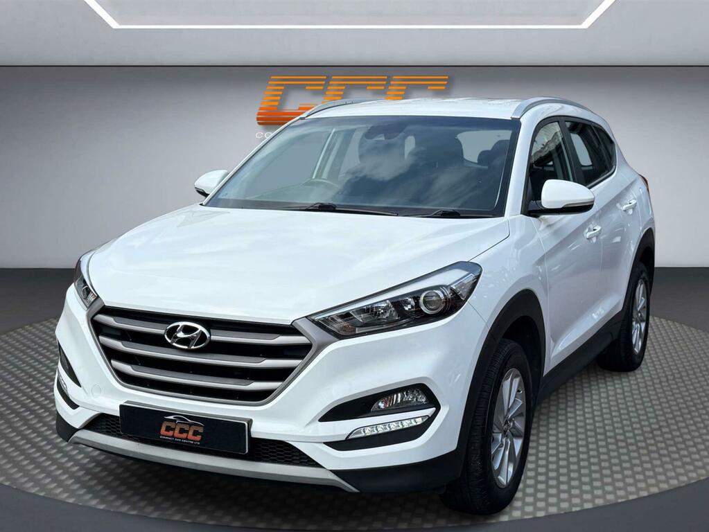 Hyundai Tucson Se Nav White #6