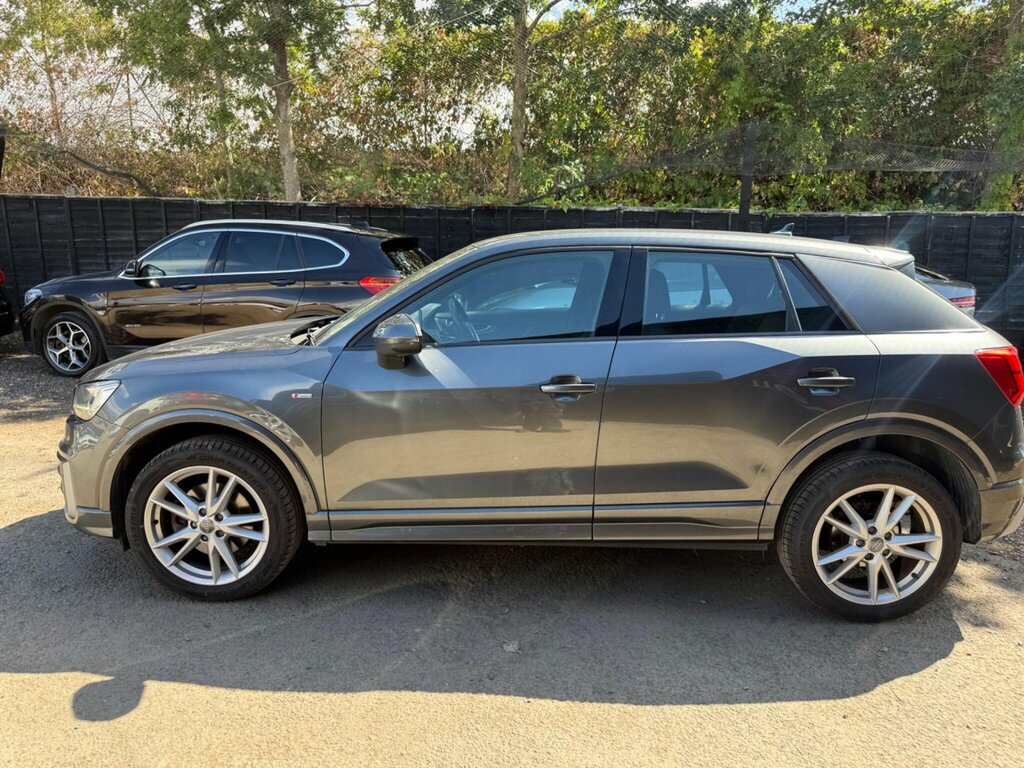 Audi Q2 1.4 Tfsi Cod S Line S Tronic Euro 6 Ss YD18KWS Grey #4