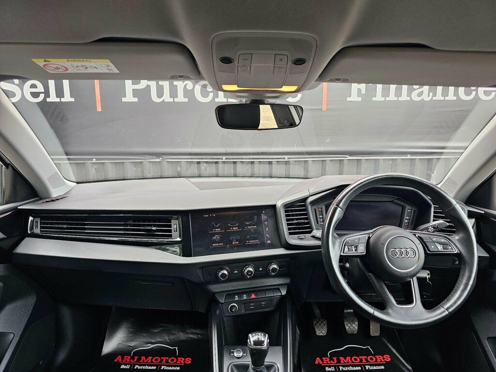 Audi A1 1.0 Tfsi 30 Technik Sportback Euro 6 Ss VN70TNF White #2