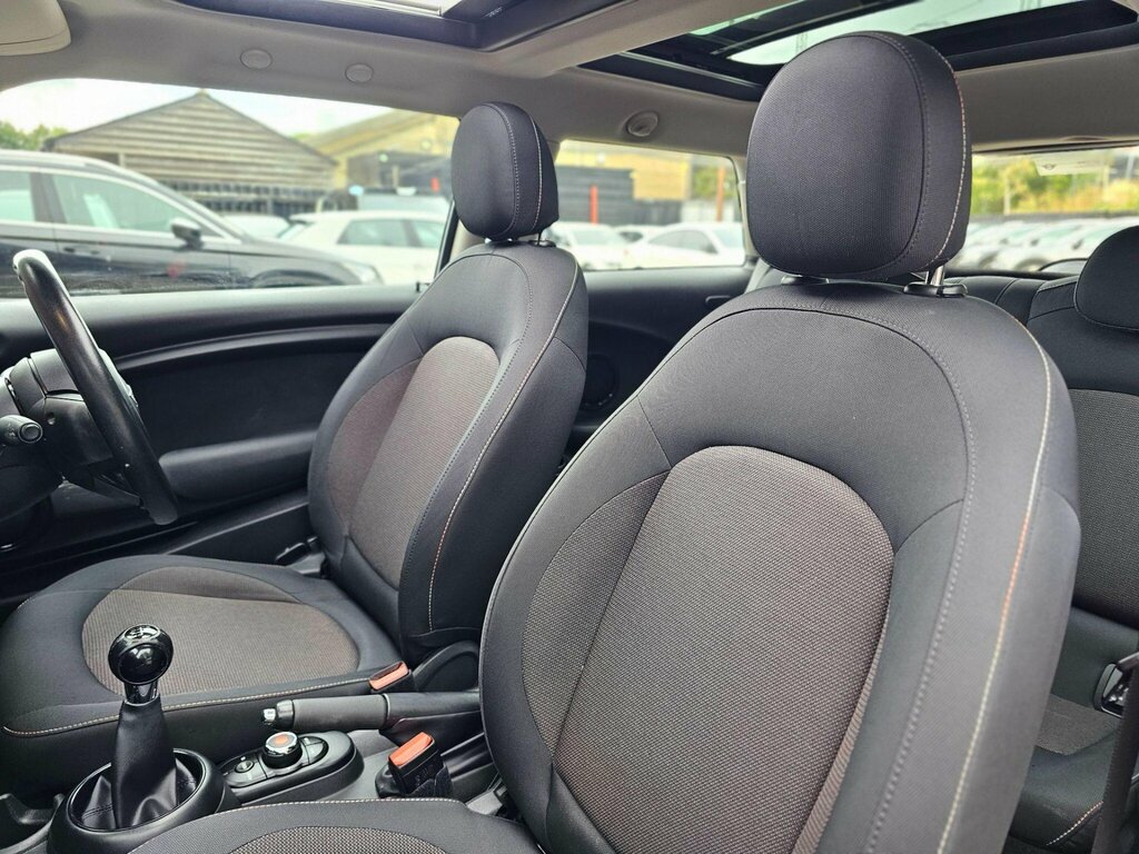 Mini Hatch 2.0 Cooper S Chili Pack Grey #16