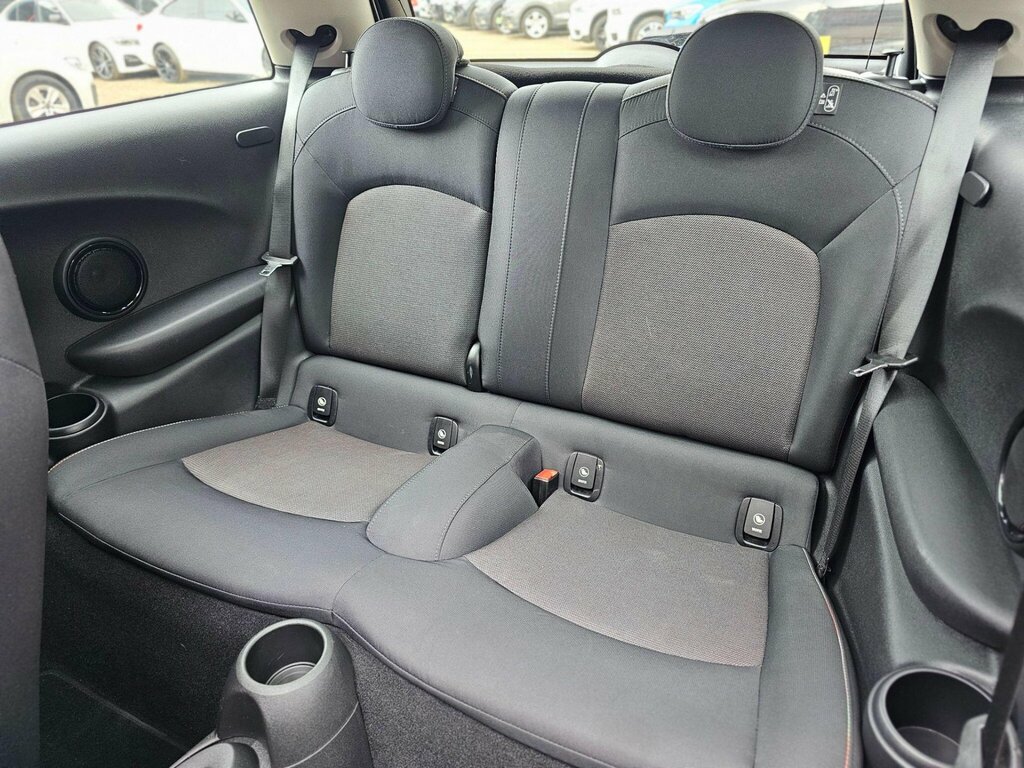Mini Hatch 2.0 Cooper S Chili Pack Grey #24