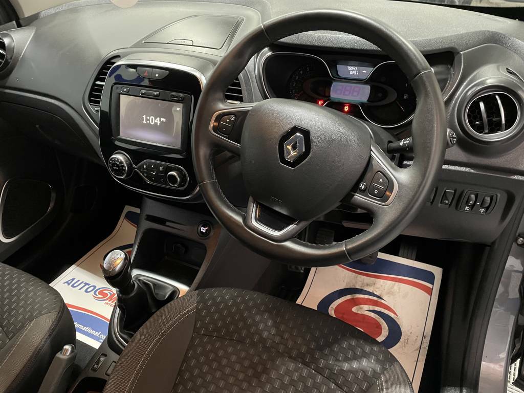 Renault Captur Hatchback 0.9 Tce 90 Dynamique Nav Black #3