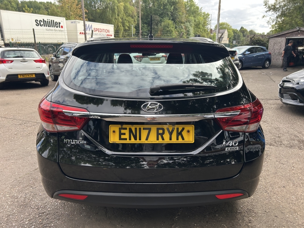 Hyundai I40 Estate 1.7 Crdi S Blue Drive Black #4