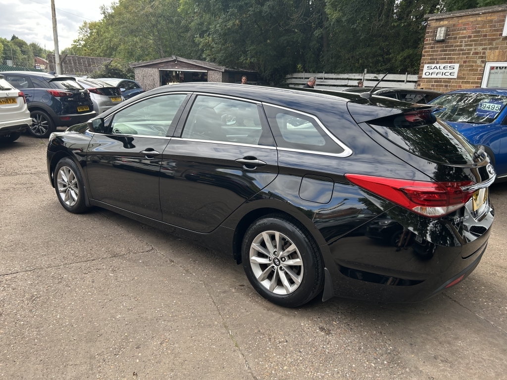 Hyundai I40 Estate 1.7 Crdi S Blue Drive Black #6