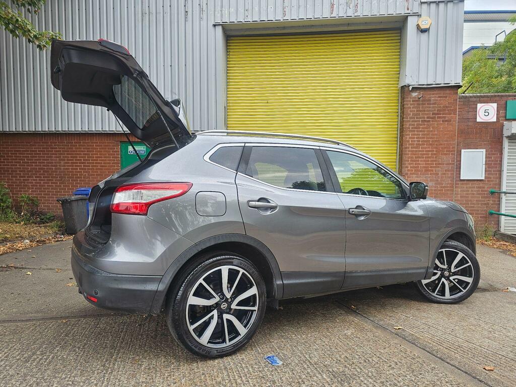 Nissan Qashqai 1.6 Dci Tekna Xtron 2Wd Euro 5 Ss Grey #2