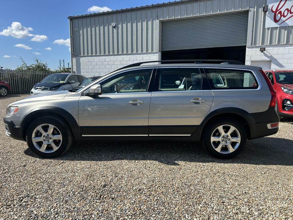 Volvo XC70 2.4 D5 Se Lux Estate Geartronic Awd Eur Gold #6