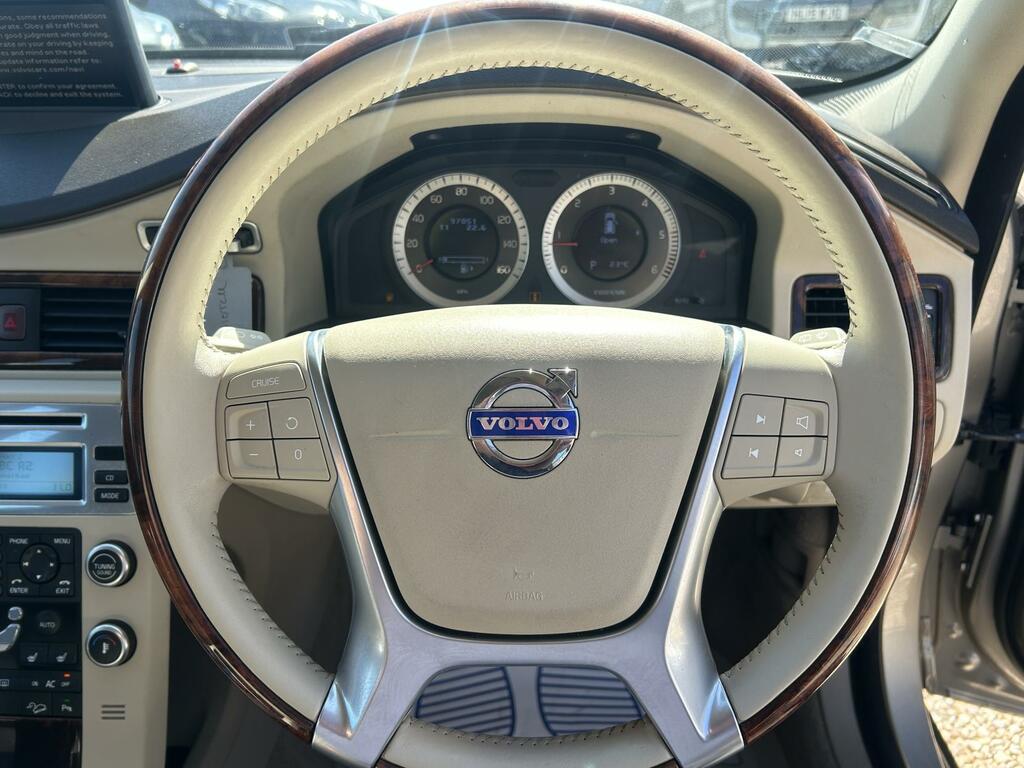 Volvo XC70 Se Silver #14