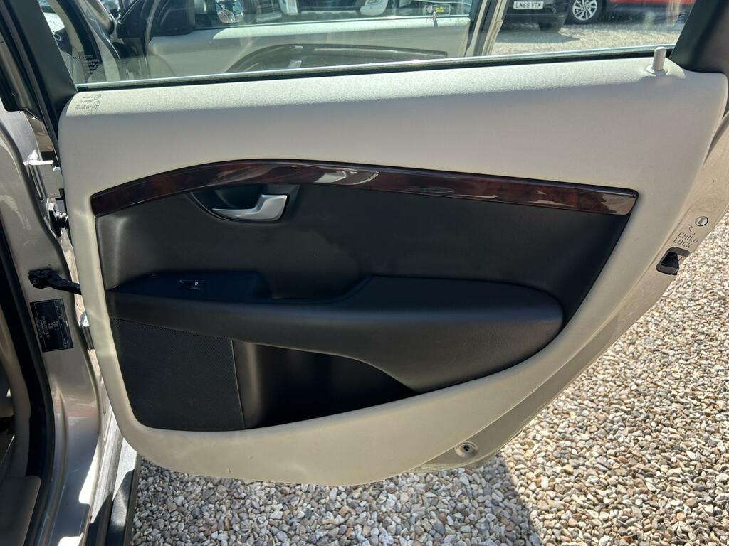 Volvo XC70 Se Silver #10