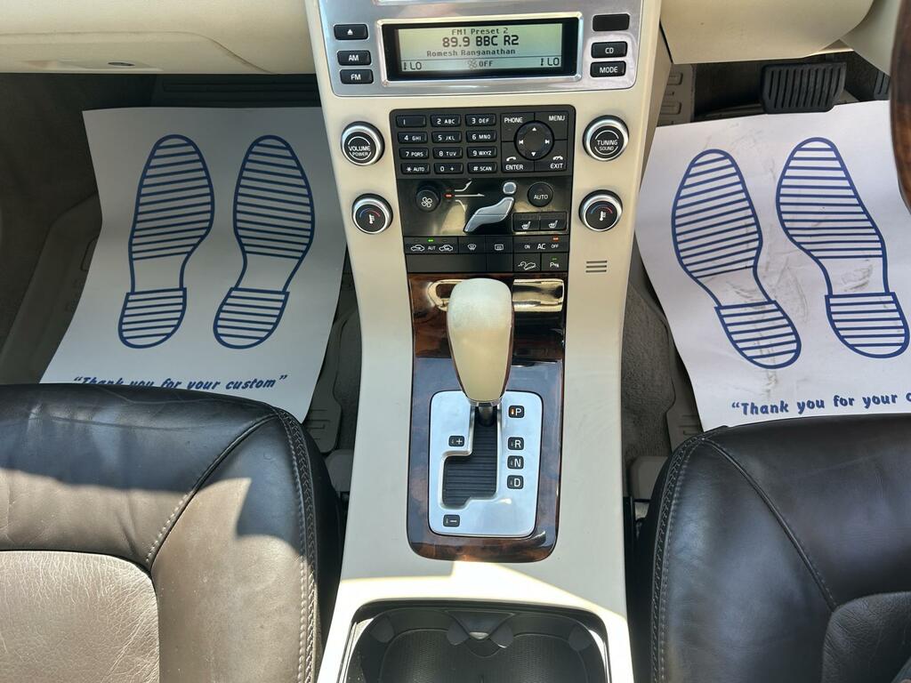 Volvo XC70 Se Silver #15