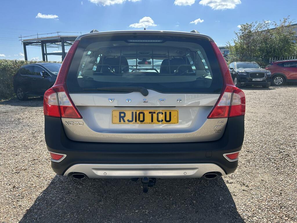 Volvo XC70 2.4 D5 Se Lux Estate Geartronic Awd Eur Gold #4