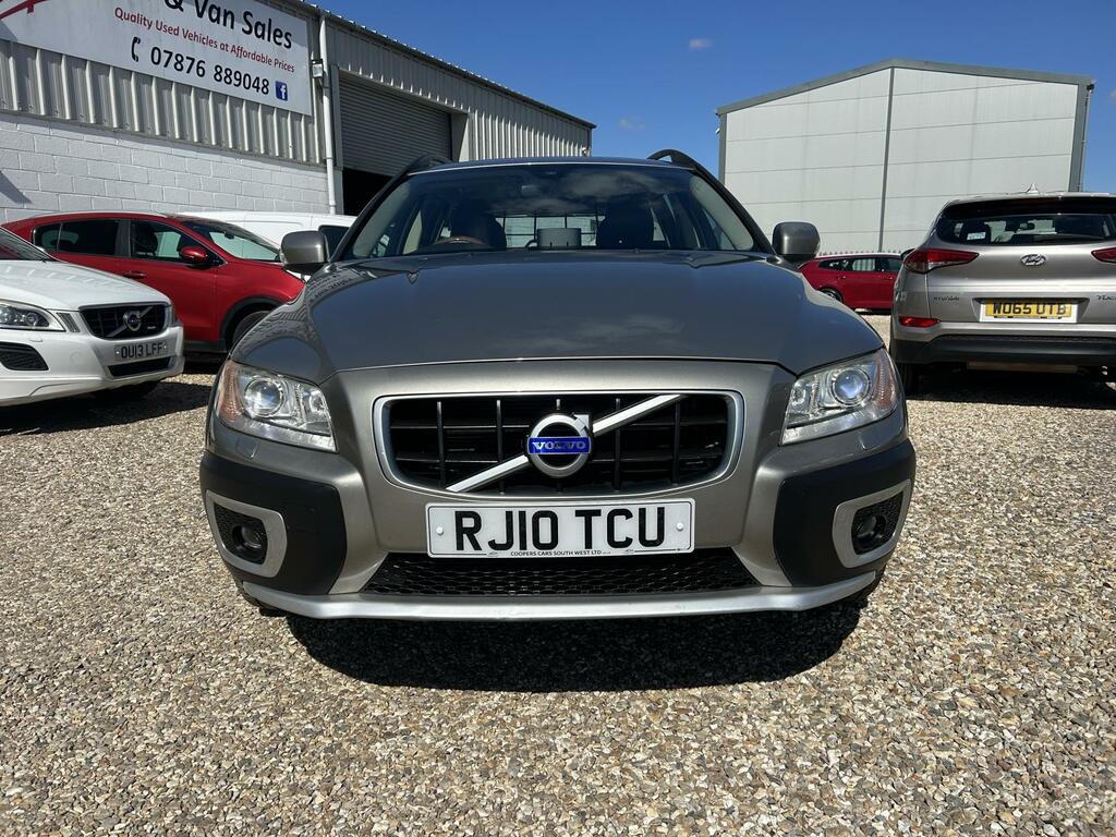 Volvo XC70 2.4 D5 Se Lux Estate Geartronic Awd Eur Gold #2