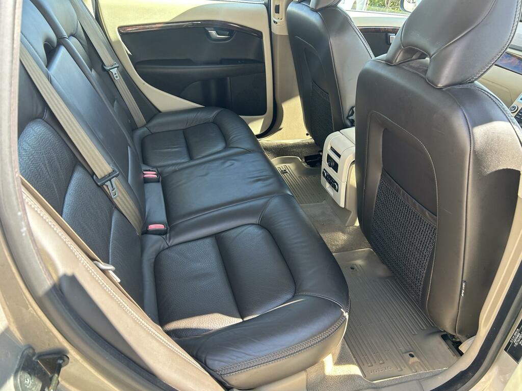 Volvo XC70 Se Silver #11