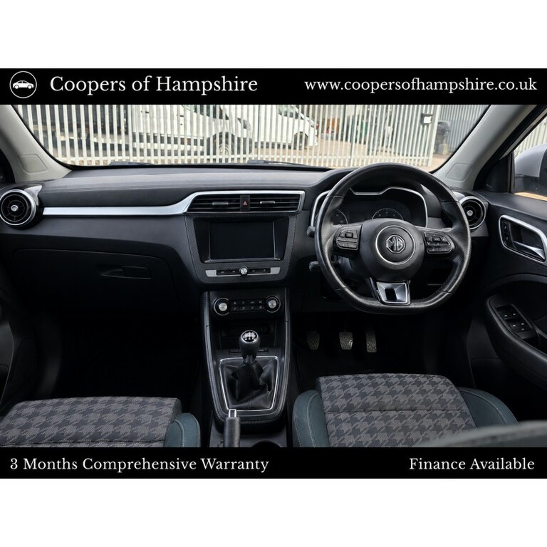 MG ZS Petrol Silver #4