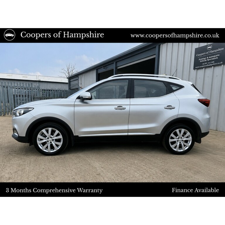 MG ZS Petrol Silver