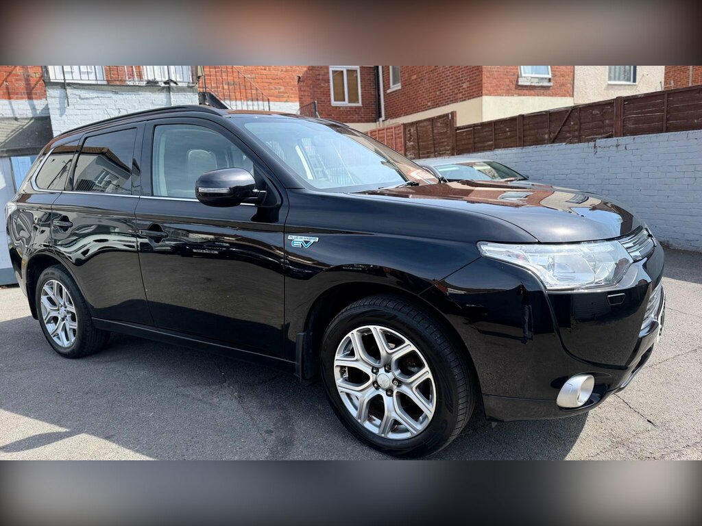 Mitsubishi Outlander 2.0H 12Kwh Gx4h Cvt 4Wd Euro 5 Ss JC04DDC Black #2