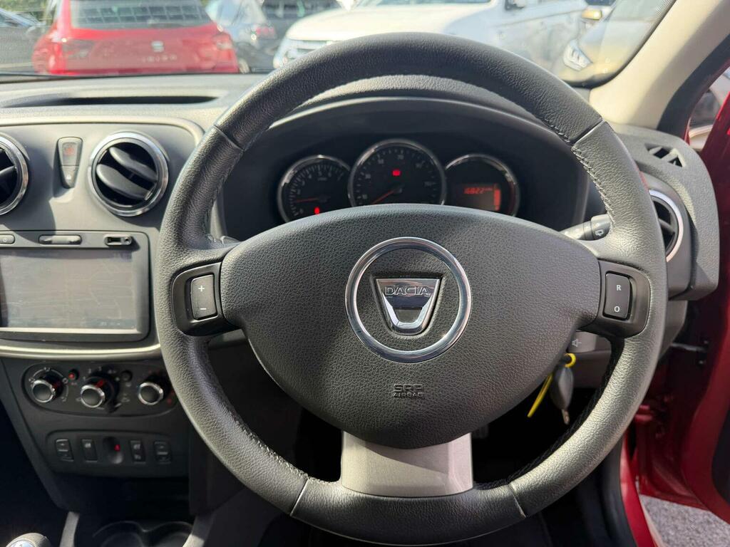 Dacia Sandero Stepway Hatchback 0.9 Tce Laureate Euro 6 Ss 2016 Red #4