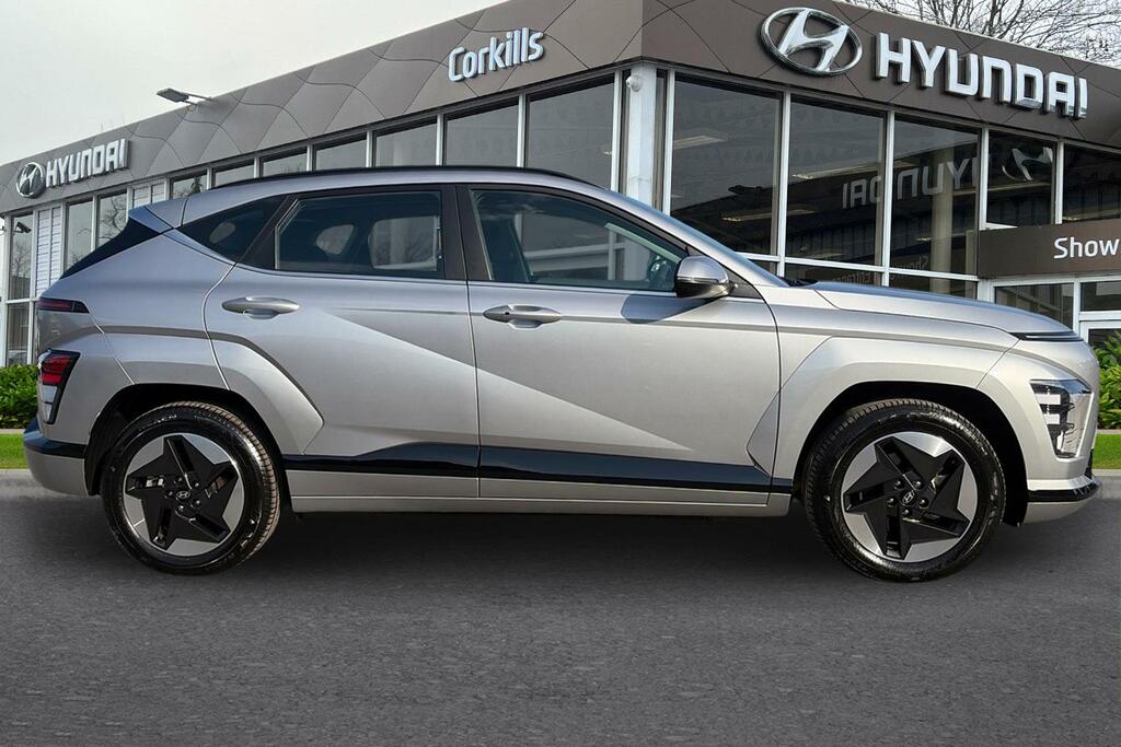 Hyundai Kona Advance Silver #4