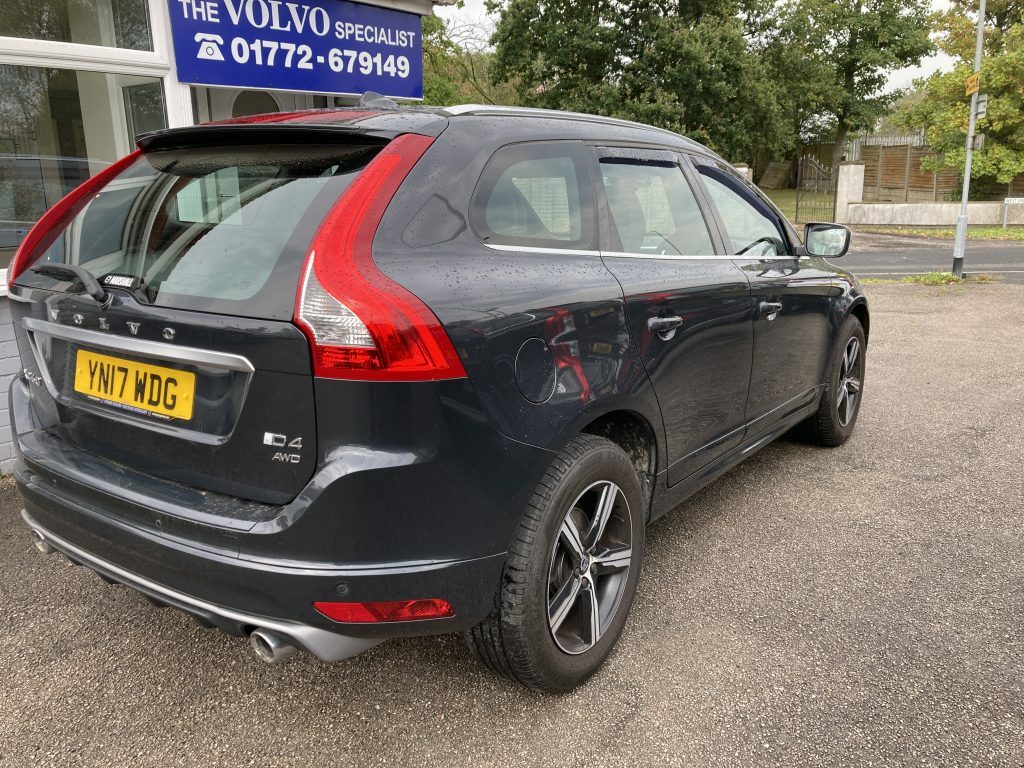 Volvo XC60 Suv 2.0 D4 Se Nav Euro 6 Ss 201717 Blue #13