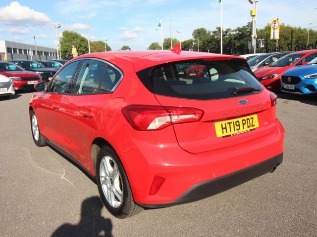 Ford Focus 1.5 Ecoblue Zetec Hatchback Euro HT19PDZ Red #5
