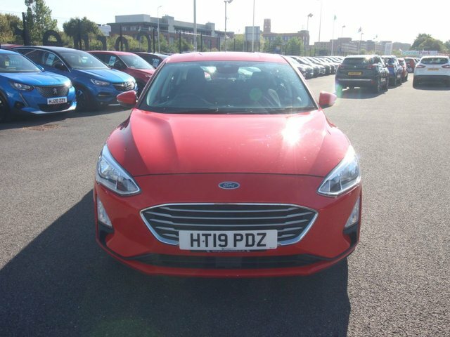 Ford Focus 1.5 Ecoblue Zetec Hatchback Euro HT19PDZ Red #2