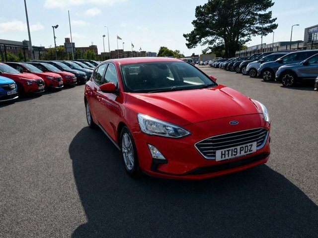 Ford Focus 1.5 Ecoblue Zetec Hatchback Euro Red