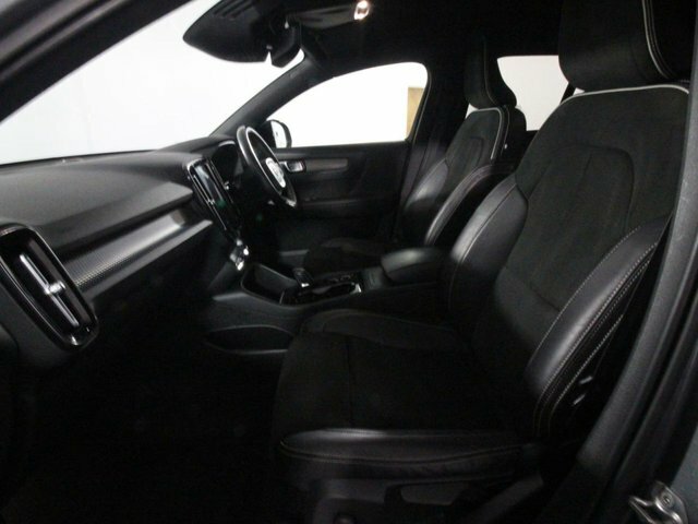 Volvo XC40 T5 Awd R-design Black #10