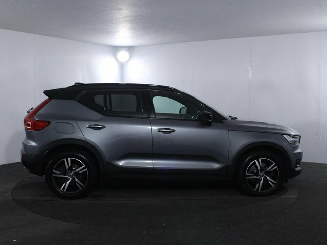 Volvo XC40 T5 Awd R-design Black #7