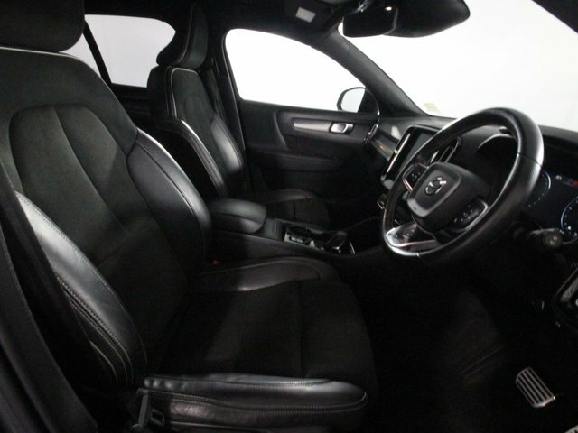 Volvo XC40 T5 Awd R-design Black #8
