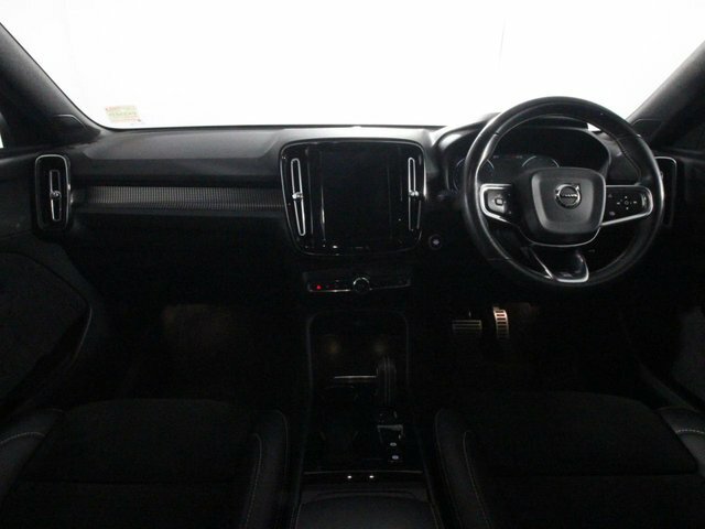 Volvo XC40 T5 Awd R-design Black #12