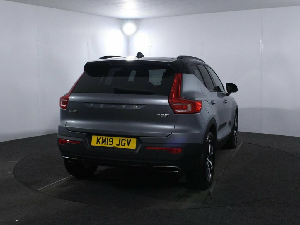 Volvo XC40 T5 Awd R-design Black #25