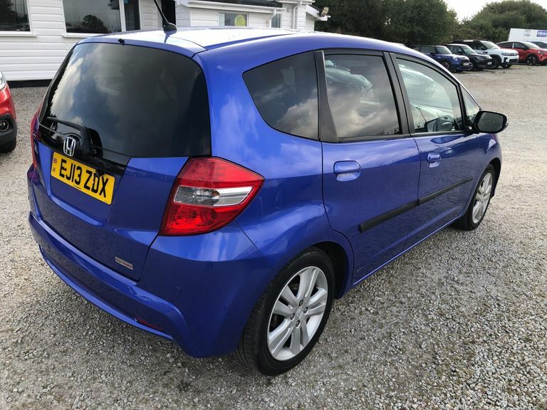 Honda Jazz 1.4 I-vtec Es Plus Cvt EJ13ZDX Blue #3
