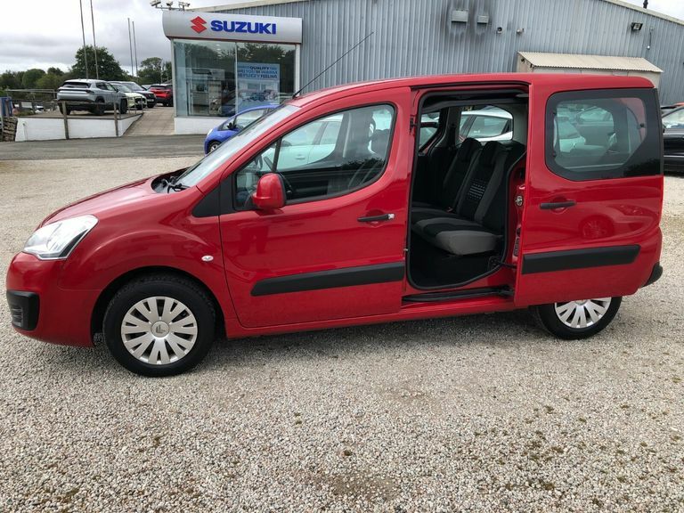 Citroen Berlingo 1.6 Bluehdi 75 Feel Red #5