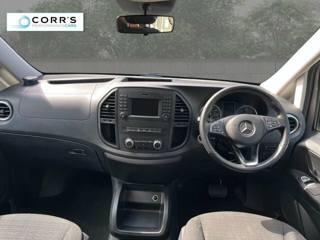 Mercedes-Benz Vito Mpv White #16