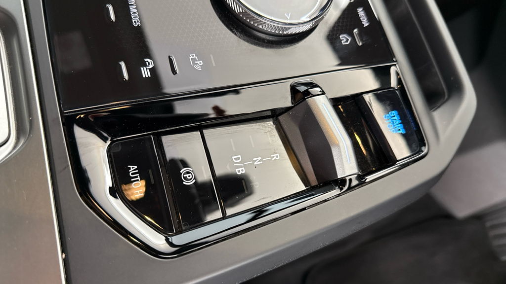 BMW iX Suv Blue #19