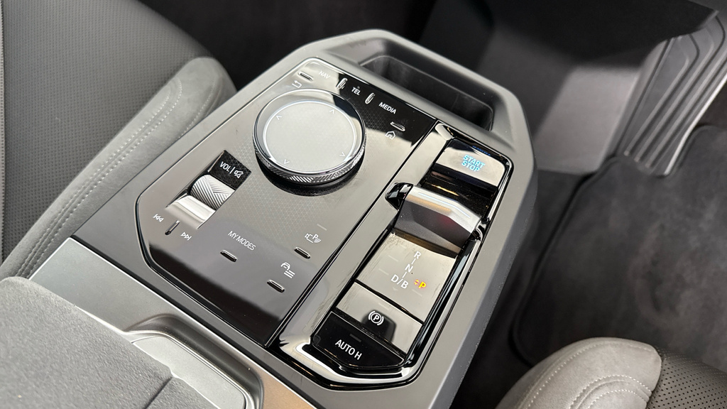 BMW iX Suv Blue #10