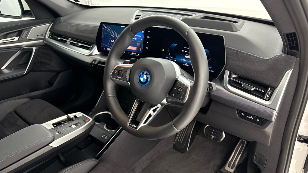 BMW iX1 Ix1 Edrive20 M Sport  #6