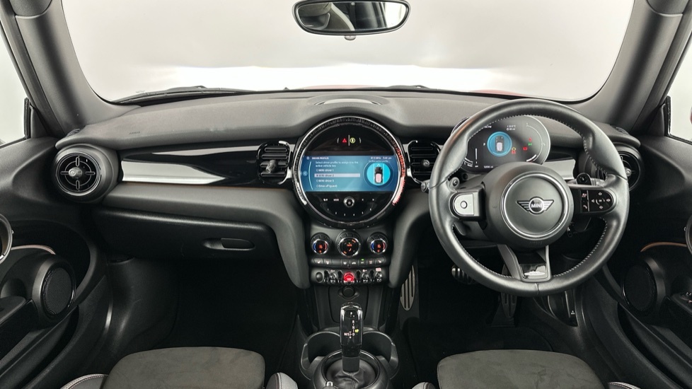 Mini Hatch 3-Door Hatch Cooper S Sport VK23LTF Red #4