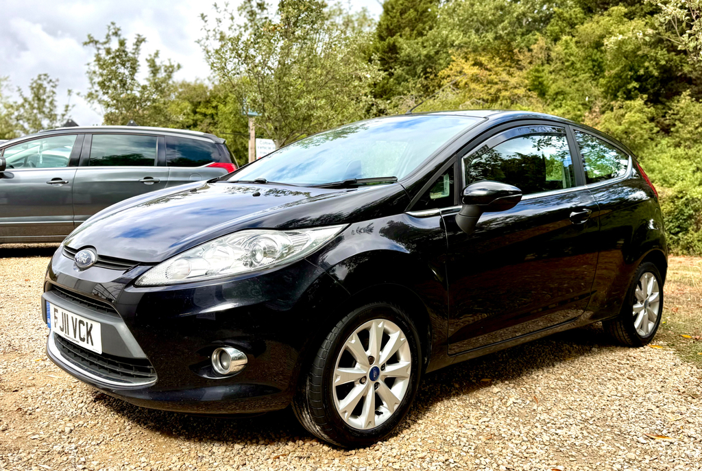 Ford Fiesta 1.25 Zetec Hatchback 129 Gkm,  #2