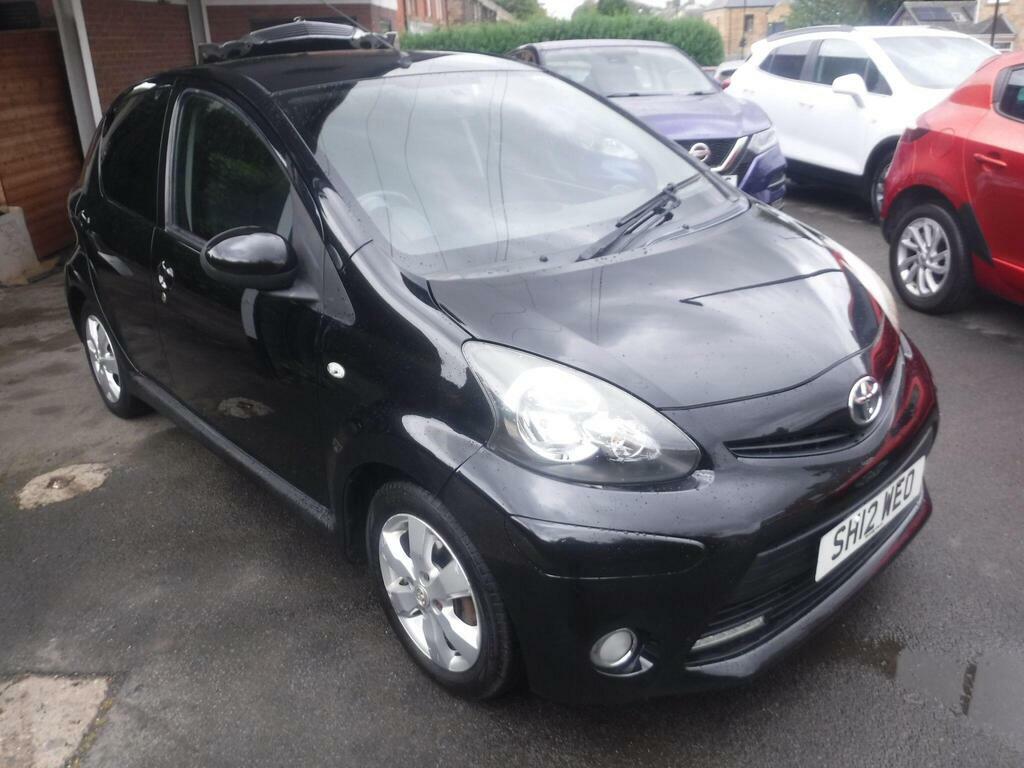 Toyota Aygo 1.0 Vvt-i Fire Euro 5 Black #2