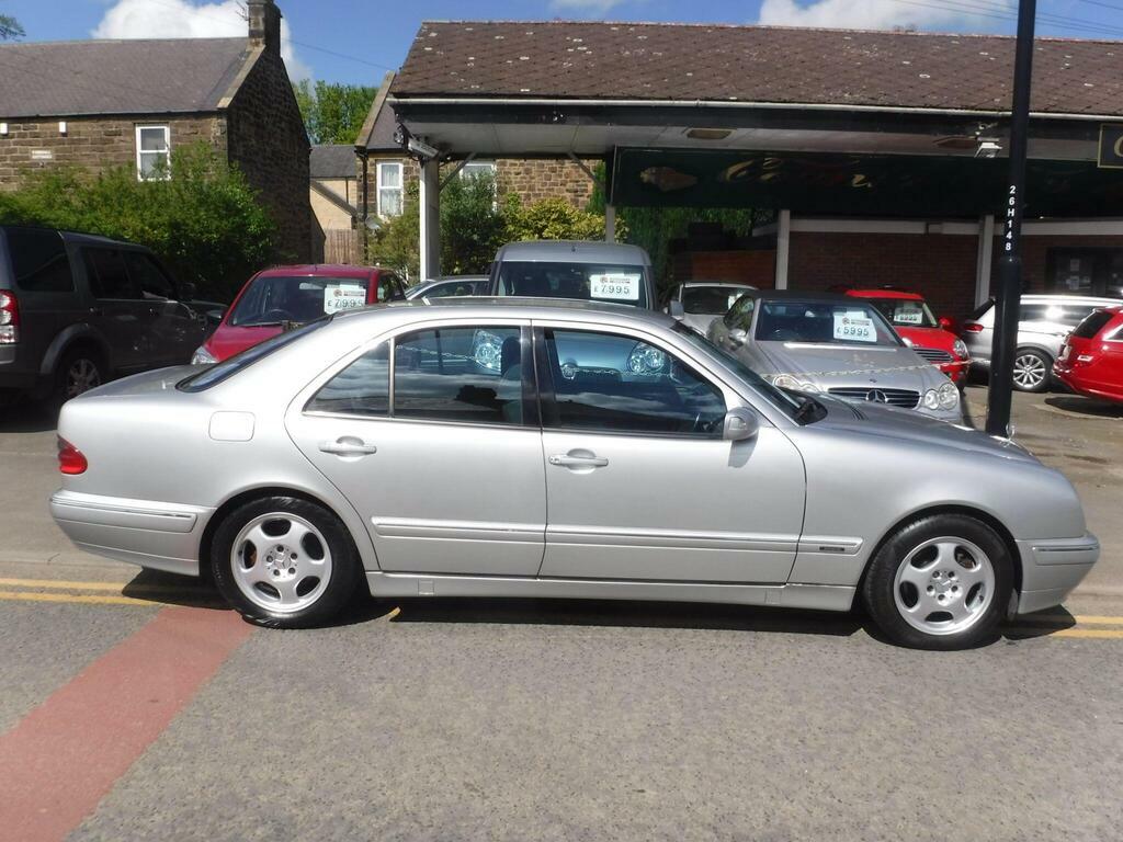 Mercedes-Benz E Class 3.2 E320 Cdi Avantgarde Silver #4
