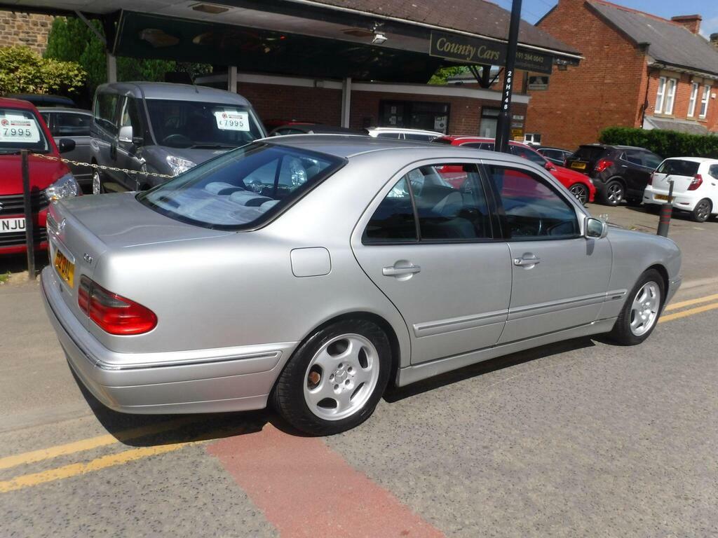 Mercedes-Benz E Class 3.2 E320 Cdi Avantgarde Silver #6